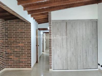 Casa de 3 alcobas en venta en Santa Catalina, Itagüí, 118 m² · foto 11 de 20