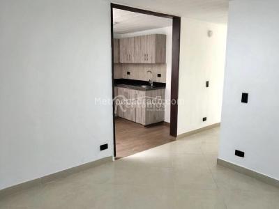 Casa de 3 alcobas en venta en Santa Catalina, Itagüí, 118 m² · foto 16 de 20