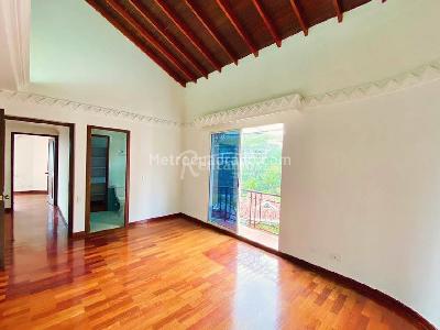 Casa de 4 alcobas en venta en El Poblado, Medellín, 276 m² · foto 8 de 20
