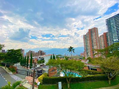Casa de 4 alcobas en venta en El Poblado, Medellín, 276 m² · foto 12 de 20