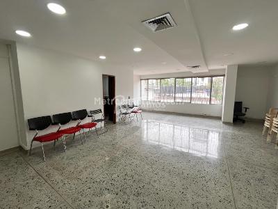 Oficina en Arriendo, Santa Maria De Los Angeles, Medellín