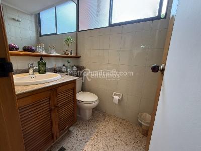 Apartamento de 3 alcobas en venta en Patio Bonito, Medellín, 143 m² · foto 13 de 20