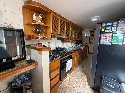 Apartamento de 3 alcobas en venta en Patio Bonito, Medellín, 143 m² · foto 2 de 20