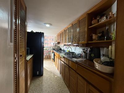 Apartamento de 3 alcobas en venta en Patio Bonito, Medellín, 143 m² · foto 6 de 20