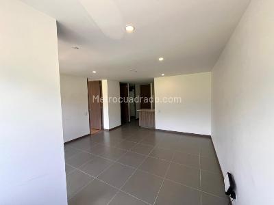 Apartaestudio en venta en Loma Del Escobero, Envigado, 64 m² · foto 5 de 20