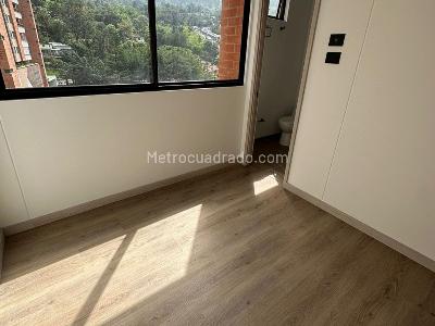 Apartamento de 2 alcobas en venta en Intermedia, Envigado, 86 m² · foto 8 de 20