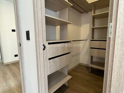 Apartamento de 2 alcobas en venta en Intermedia, Envigado, 86 m² · foto 10 de 20