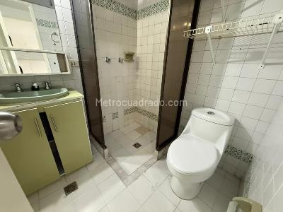 Apartamento en arriendo en Patio Bonito, Medellín · foto 6 de 20