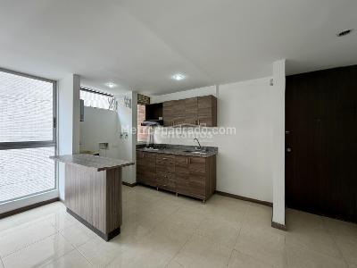 Apartaestudio en arriendo en Santa Maria De Los Angeles, Medellín · foto 12 de 20