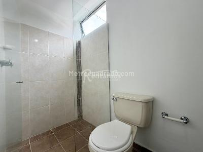 Apartaestudio en arriendo en Santa Maria De Los Angeles, Medellín · foto 16 de 20