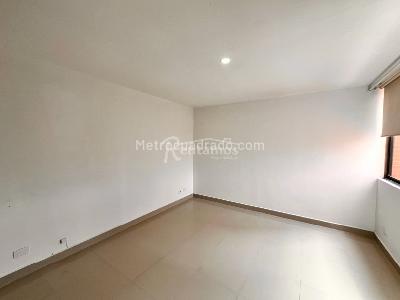 Apartamento de 3 alcobas en venta en Santa Catalina, Itagüí, 92 m² · foto 13 de 20