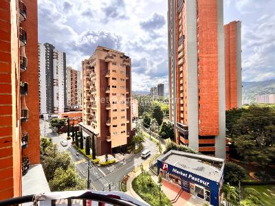 Apartamento de 3 alcobas en venta en Santa Catalina, Itagüí, 92 m² · foto 5 de 20