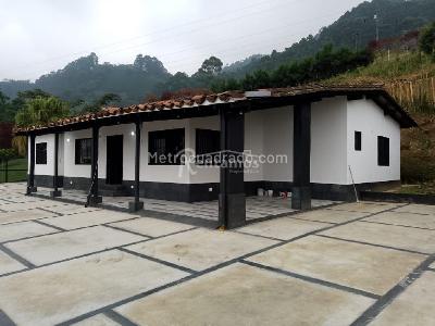 Casa en Arriendo, Las Antillas, Envigado