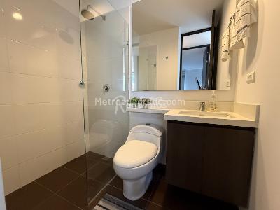 Apartamento de 2 alcobas en arriendo en Altos Del Poblado, Medellín, 72 m² · foto 9 de 20