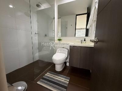 Apartamento de 2 alcobas en arriendo en Altos Del Poblado, Medellín, 72 m² · foto 14 de 20