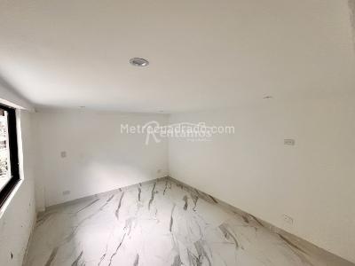 Casa de 5 alcobas en venta en La Doctora, Sabaneta, 480 m² · foto 4 de 20