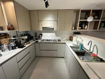 Casa de 3 alcobas en venta en Los Balsos, Medellín, 316 m² · foto 4 de 20