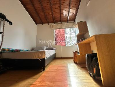 Casa de 3 alcobas en venta en Los Balsos, Medellín, 316 m² · foto 16 de 20
