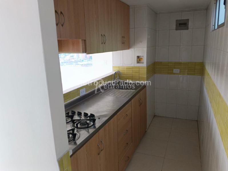 2BR Apartment in Las Palmas (72 m²) - 4