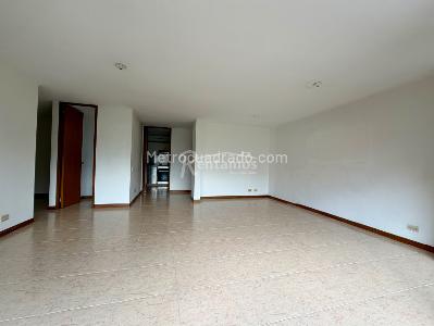 Apartamento de 3 alcobas en venta en La Frontera, Medellín, 114 m² · foto 7 de 20
