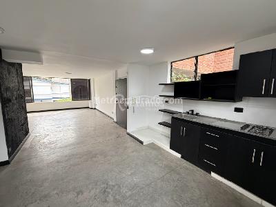 Apartamento de 3 alcobas en venta en La Aguacatala, Medellín, 100 m² · foto 5 de 18