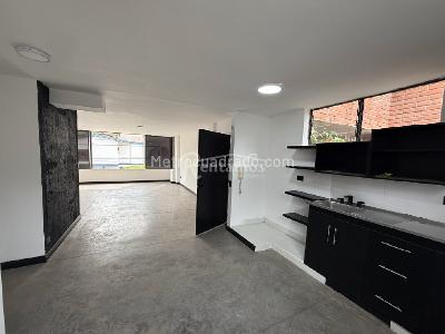 Apartamento de 3 alcobas en venta en La Aguacatala, Medellín, 100 m² · foto 8 de 18