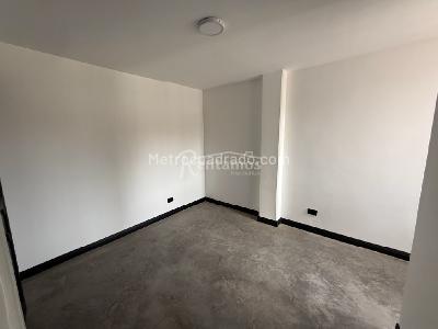 Apartamento de 3 alcobas en venta en La Aguacatala, Medellín, 100 m² · foto 12 de 18
