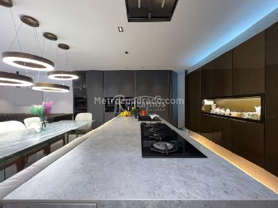 Casa de 4 alcobas en venta en Tres Esquinas, Medellín, 251 m² · foto 8 de 20