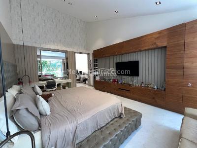 Casa de 4 alcobas en venta en Tres Esquinas, Medellín, 251 m² · foto 13 de 20