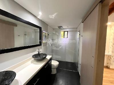 Casa de 3 alcobas en arriendo en Intermedia, Envigado, 180 m² · foto 13 de 20