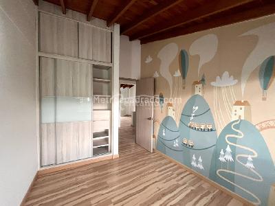 Casa de 3 alcobas en arriendo en Intermedia, Envigado, 180 m² · foto 16 de 20