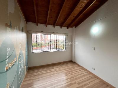 Casa de 3 alcobas en arriendo en Intermedia, Envigado, 180 m² · foto 17 de 20
