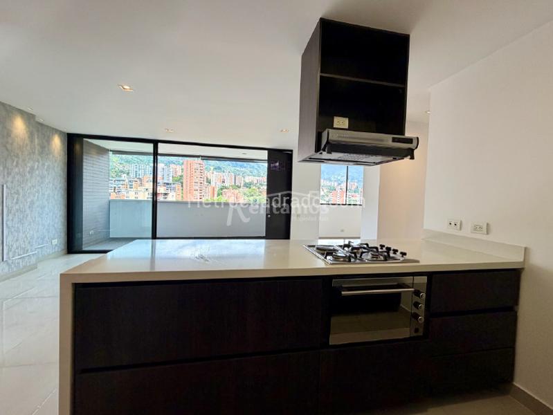 Apartamento en Arriendo, Zuñiga, Envigado - Więcej