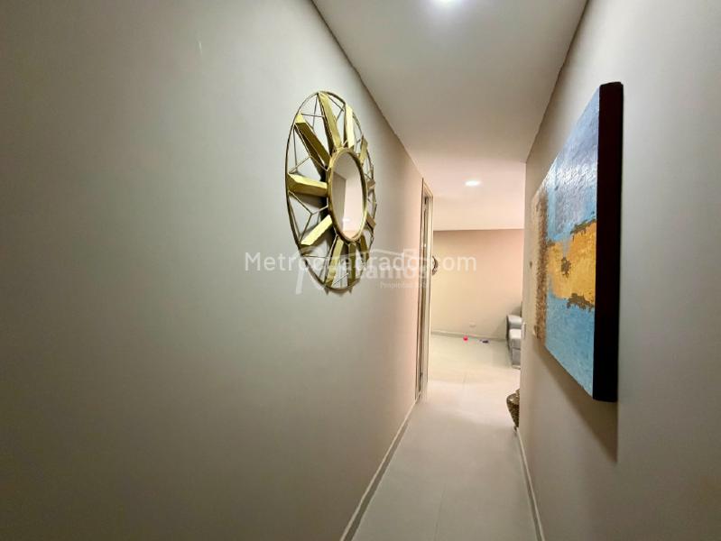 Apartamento en Arriendo, El Esmeraldal, Envigado - Mehr