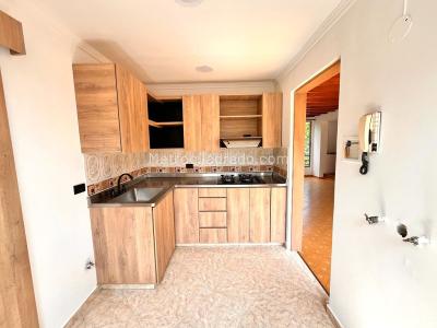 Apartamento en venta en Loma Del Escobero, Envigado · foto 3 de 20