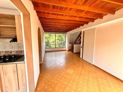 Apartamento en venta en Loma Del Escobero, Envigado · foto 5 de 20