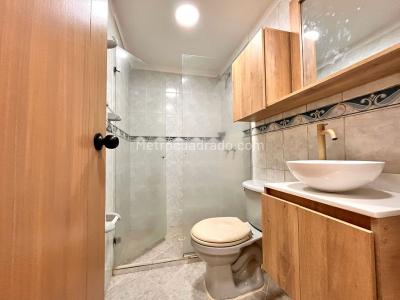 Apartamento en venta en Loma Del Escobero, Envigado · foto 13 de 20