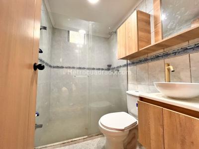 Apartamento en venta en Loma Del Escobero, Envigado · foto 15 de 20