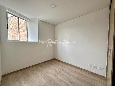 Apartamento de 3 alcobas en venta en Ceipa, Sabaneta, 80 m² · foto 14 de 20