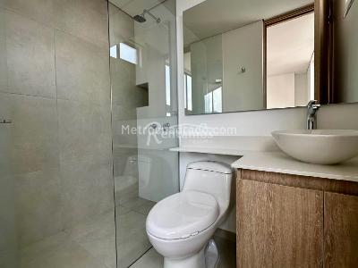 Apartamento de 3 alcobas en venta en Ceipa, Sabaneta, 80 m² · foto 17 de 20