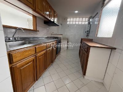 Apartamento de 2 alcobas en arriendo en Patio Bonito, Medellín, 65 m² · foto 6 de 19