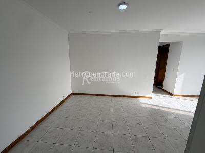 Apartamento de 2 alcobas en arriendo en Patio Bonito, Medellín, 65 m² · foto 8 de 19