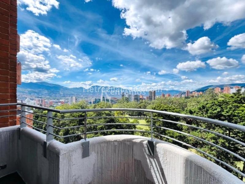 Apartamento en Venta, El Campestre, Medellín - Widok 2