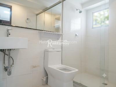 Casa de 4 alcobas en venta en La Doctora, Sabaneta, 450 m² · foto 11 de 15