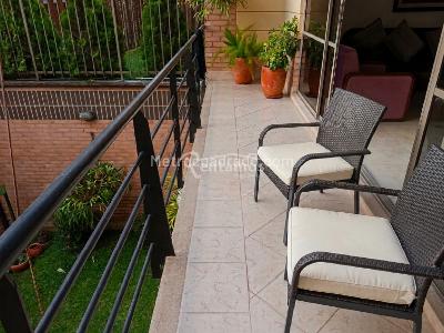 Casa de 4 alcobas en venta en Los Benedictinos, Envigado, 234 m² · foto 4 de 15