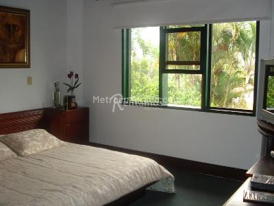 Casa de 3 alcobas en venta en Loma De Las Brujas, Envigado, 1550 m² · foto 10 de 18
