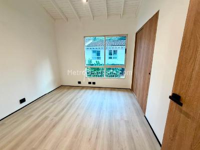 Casa de 3 alcobas en venta en Vizcaya, Medellín, 280 m² · foto 17 de 20