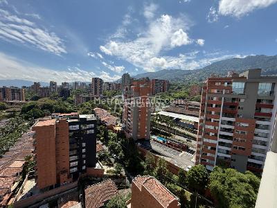 Apartamento en venta en Cumbres, Envigado · foto 2 de 20