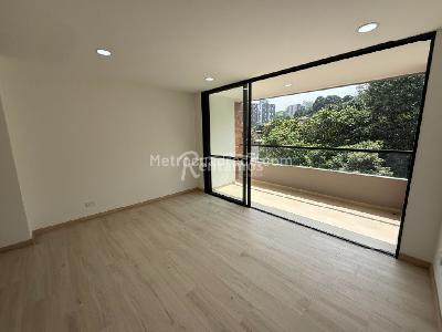 Apartamento de 3 alcobas en venta en Camino Verde, Medellín, 88 m² · foto 2 de 20