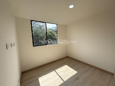Apartamento de 3 alcobas en venta en Camino Verde, Medellín, 88 m² · foto 15 de 20